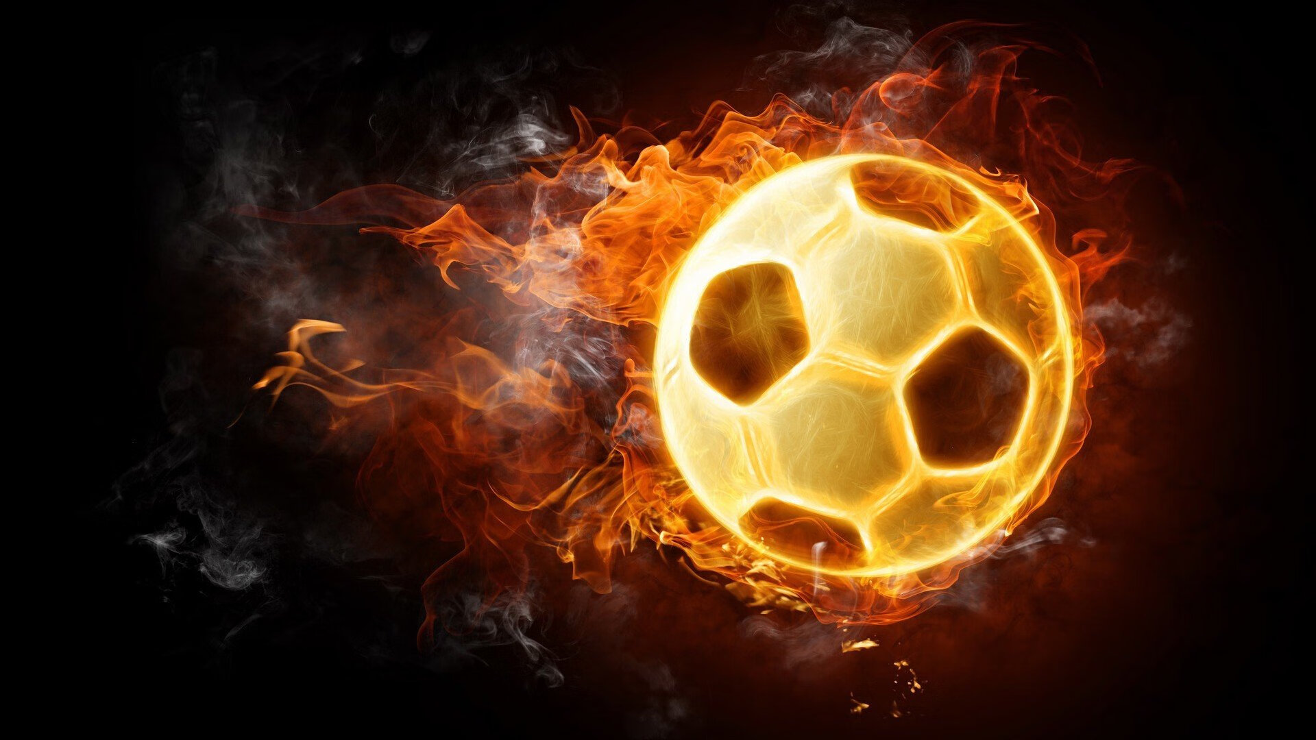 中国足球青训体系鼓励多地试点联动发展，中国足球的青训理念包括